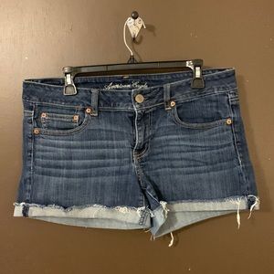 🎈SOLD🎈American Eagle Jean shorts.